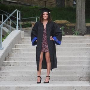 Meet your Posher, Emily